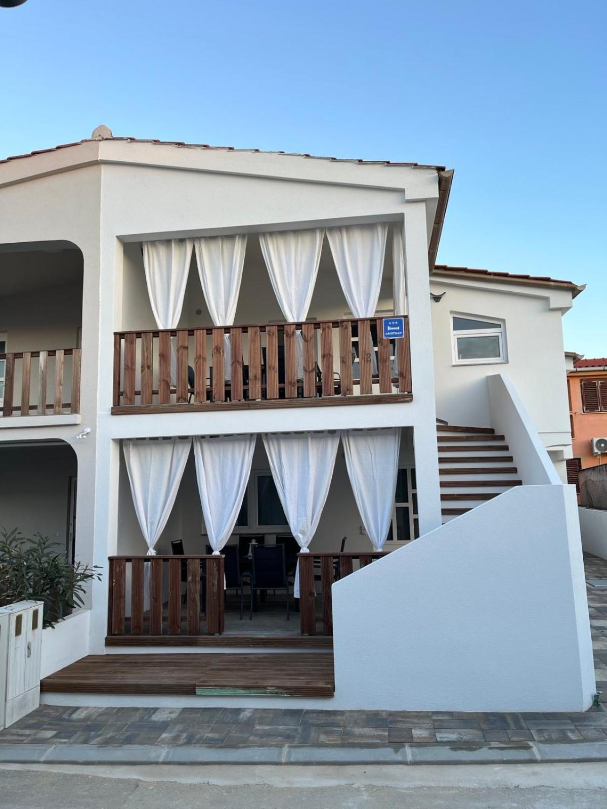 Sinisa Apartman Vir Extérieur photo